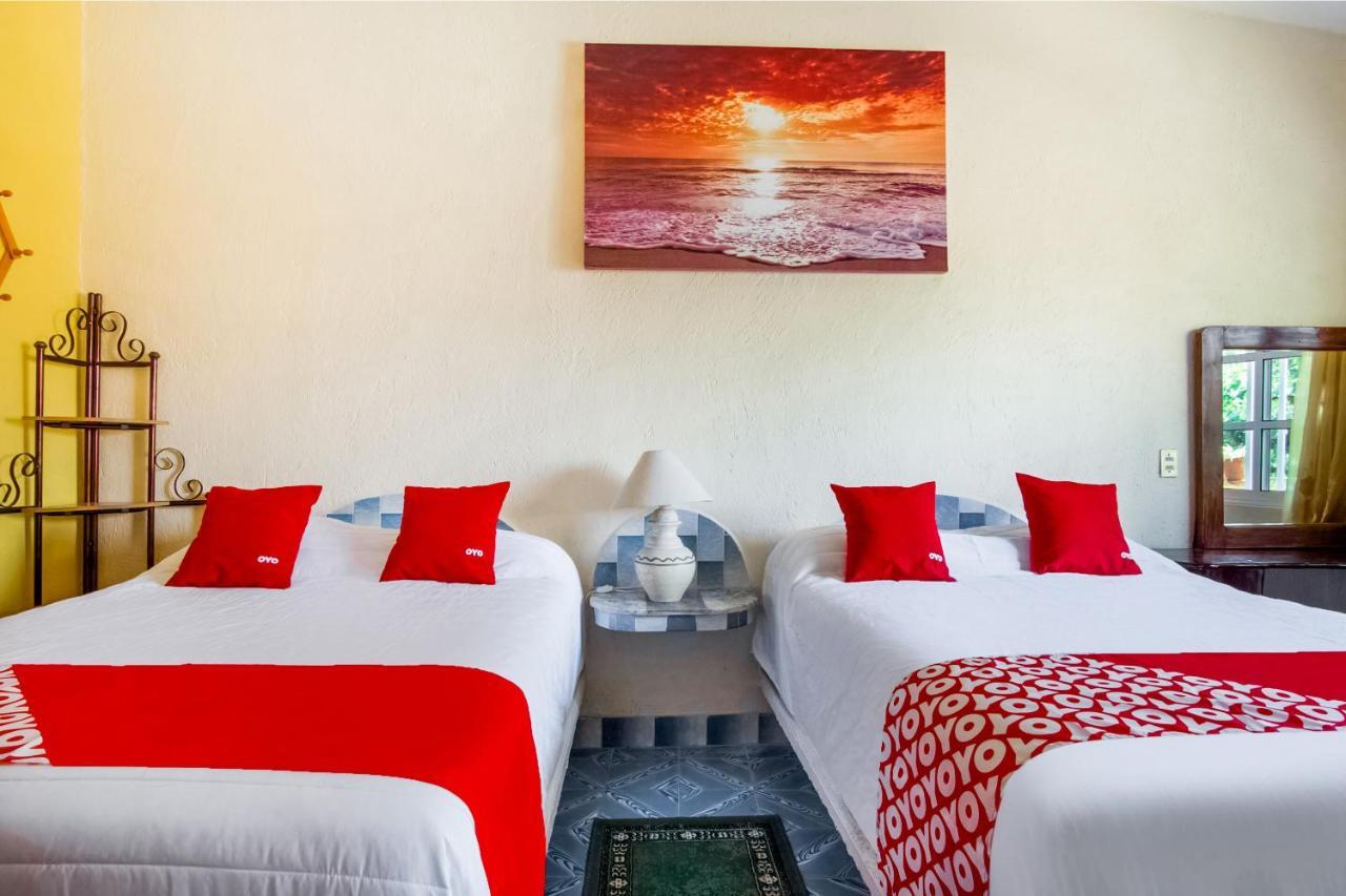 Oyo Hotel Posada Esmeralda San Patricio - Melaque Extérieur photo