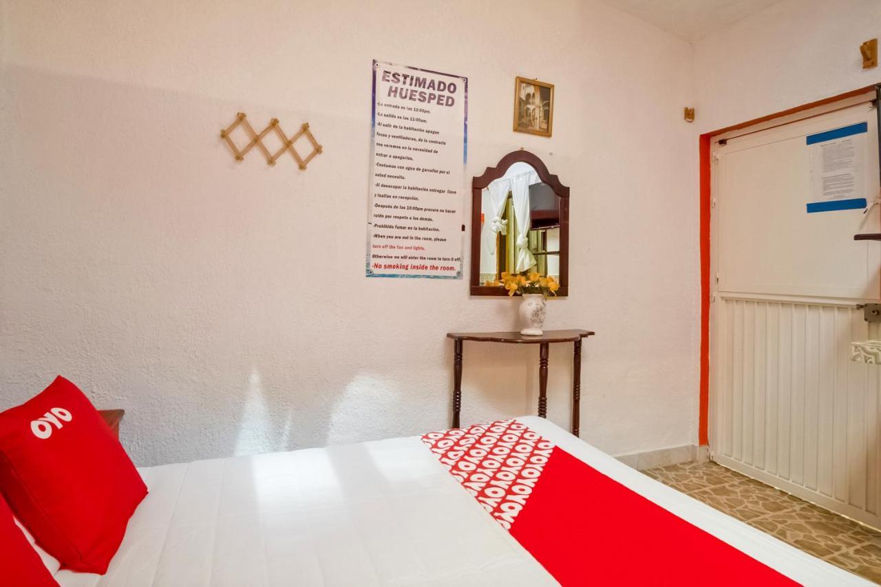 Oyo Hotel Posada Esmeralda San Patricio - Melaque Extérieur photo