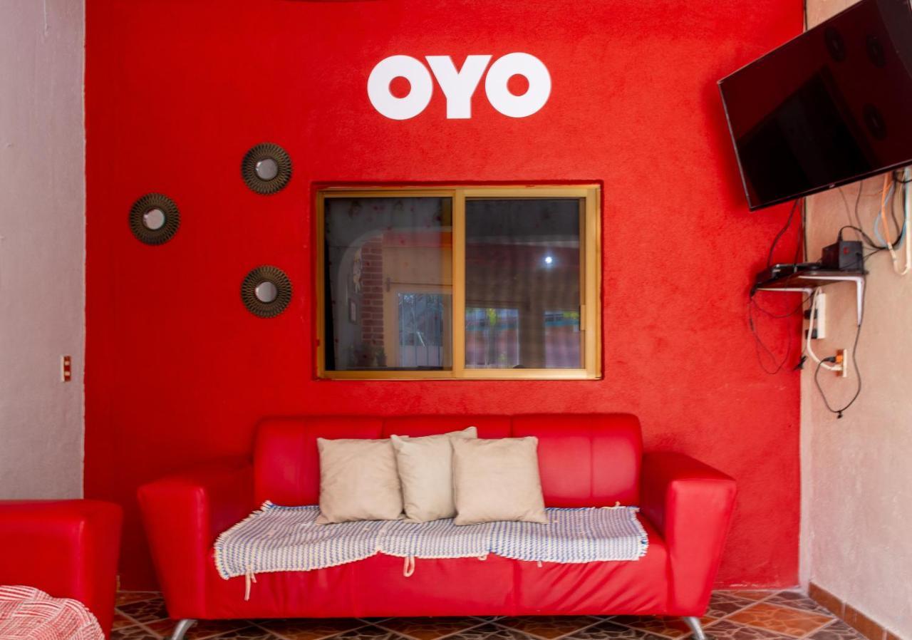 Oyo Hotel Posada Esmeralda San Patricio - Melaque Extérieur photo