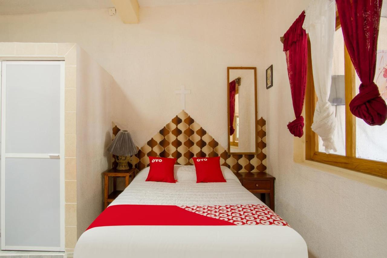 Oyo Hotel Posada Esmeralda San Patricio - Melaque Extérieur photo